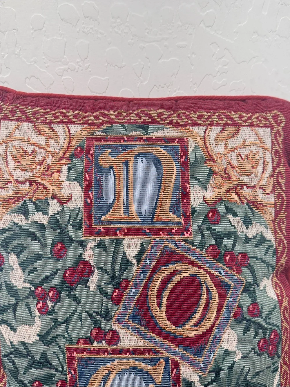 Vintage Noel Needlepoint Decorative Tapestry Throw Pillow Christmas Holiday